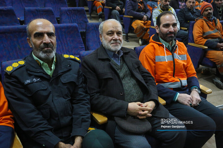 مراسم شب یلدای کارگران خدمات شهری شهرداری منطقه 9 اصفهان