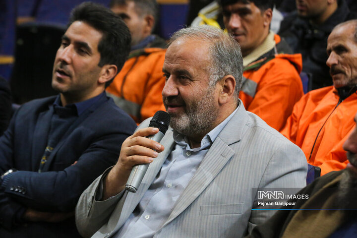 مراسم شب یلدای کارگران خدمات شهری شهرداری منطقه 9 اصفهان