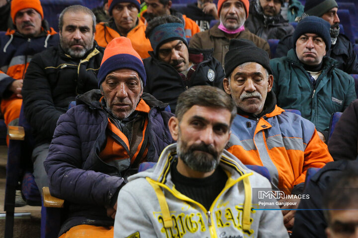 مراسم شب یلدای کارگران خدمات شهری شهرداری منطقه 9 اصفهان