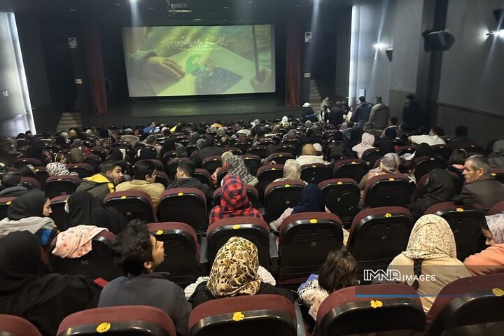 تکریم پاکبانان منطقه ۱۵ اصفهان با محور خانواده و سرمایه انسانی