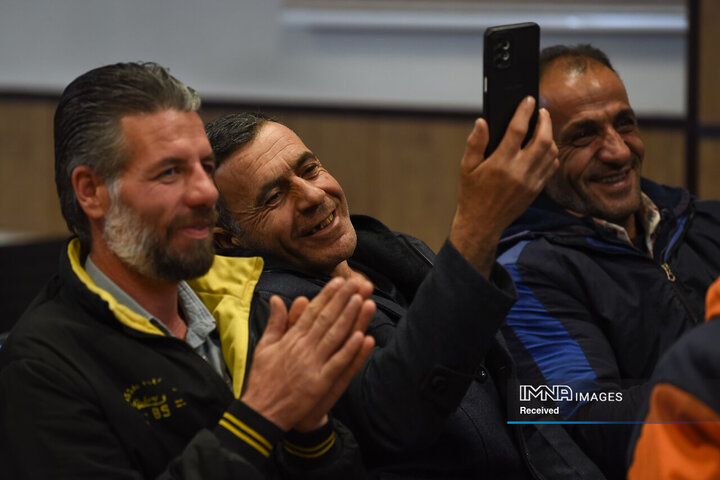 یلدای پاکبانان منطقه 12 شهرداری اصفهان