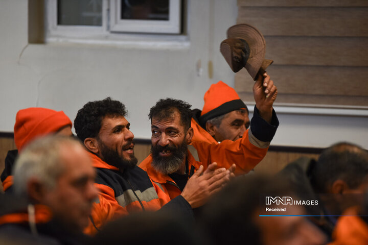 یلدای پاکبانان منطقه 12 شهرداری اصفهان