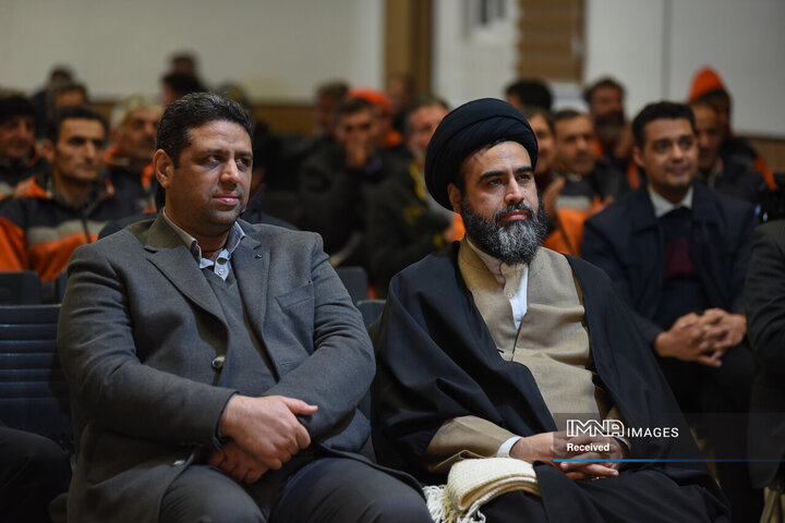 یلدای پاکبانان منطقه 12 شهرداری اصفهان