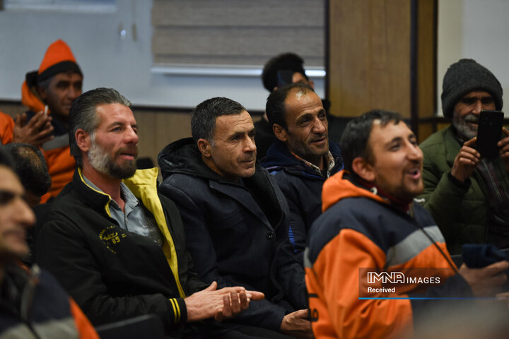 یلدای پاکبانان منطقه 12 شهرداری اصفهان