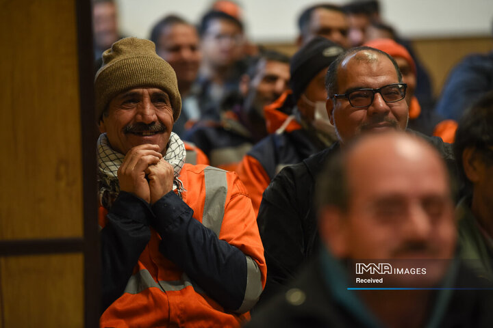 یلدای پاکبانان منطقه 12 شهرداری اصفهان