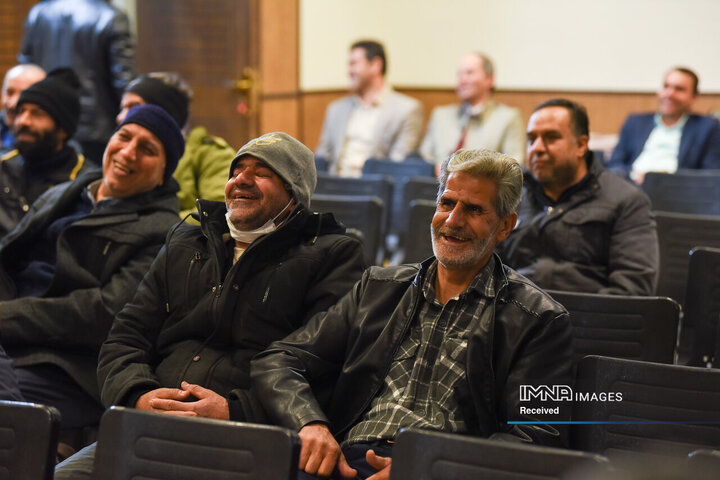 یلدای پاکبانان منطقه 12 شهرداری اصفهان