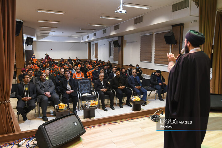 یلدای پاکبانان منطقه 12 شهرداری اصفهان