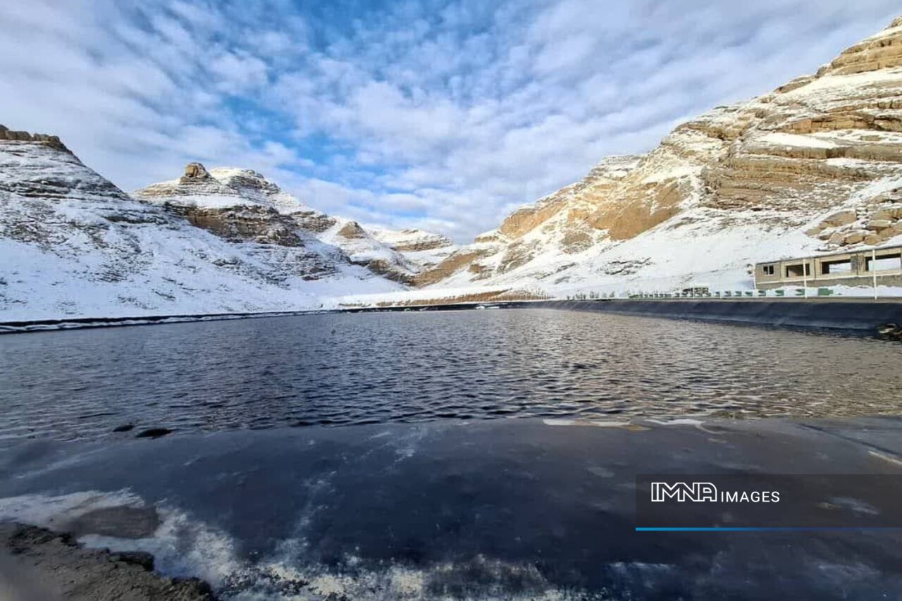 این منظره فقط چند دقیقه با شهر اصفهان فاصله دارد!