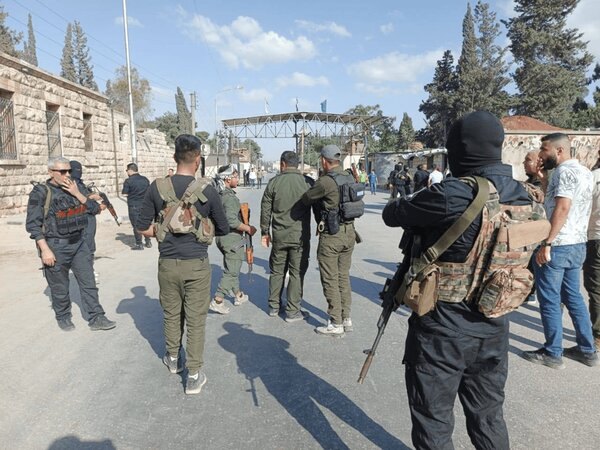 از مذاکرات جولانی برای خرید گاز از رژیم صهیونیستی تا کشف دستگاه جاسوسی توسط ارتش لبنان