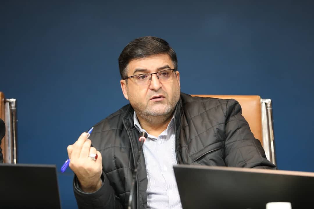 هیچ دستگاهی برای مسیر خانه‌دار شدن مردم مانع‌تراشی نکنند