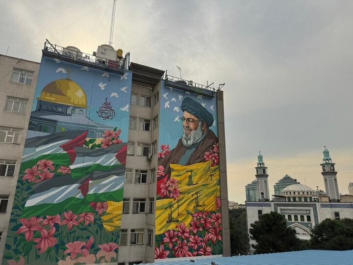 رونمایی از دیوارنگاره شهید سیدحسن نصرالله و مسجدالاقصی در تهران