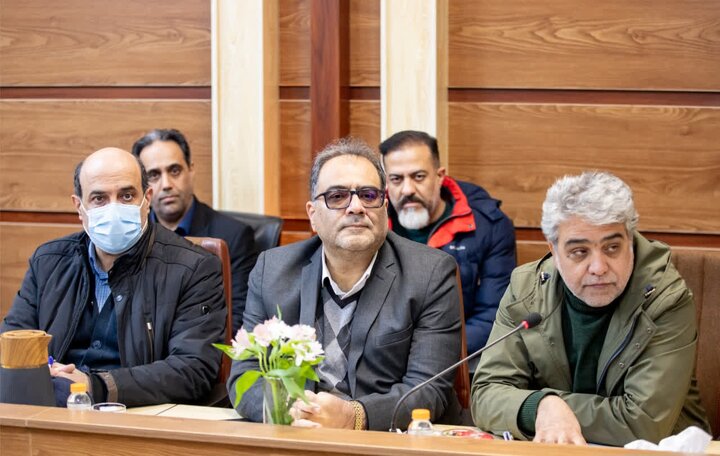 دولت واحدهای صنعتی را برای افزایش ظرفیت تولید و رعایت الزامات زیست‌محیطی یاری کند