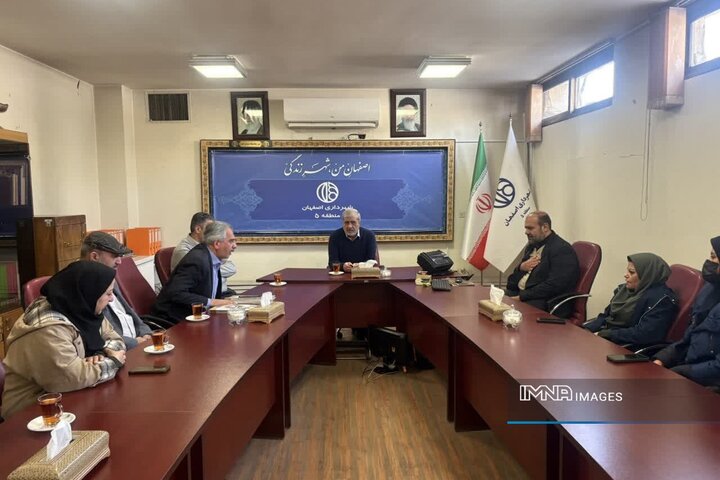 ارائه ۶۰ خدمت غیرحضوری در منطقه ۵ اصفهان؛ گام عملی شهرداری برای تحقق شهر هوشمند