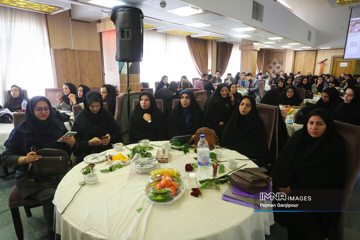 گردهمائی دهیاران استان اصفهان