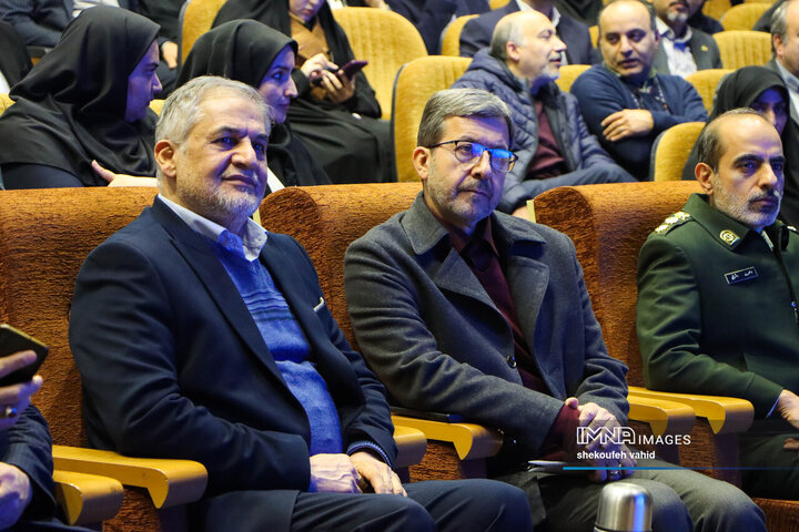 آئین تجلیل از پژوهشگران و فناوران برتر اصفهان