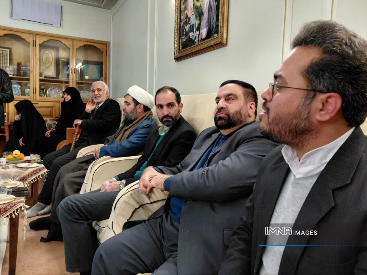 دیدار با خانواده شهدا موجب دوام فرهنگ ایثار و جهاد می‌شود