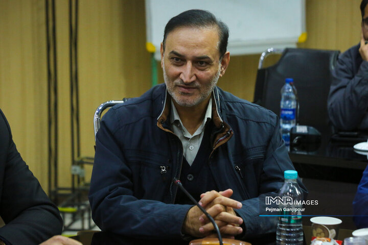 نشست شورای اسلامی استان و روسای شوراهای اسلامی شهرستان‌های استان اصفهان