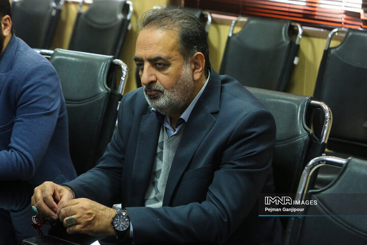 نشست شورای اسلامی استان و روسای شوراهای اسلامی شهرستان‌های استان اصفهان