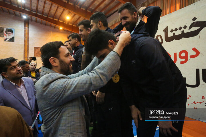 اختتامیه مسابقات فوتسال جام شورای شهرهای کشور