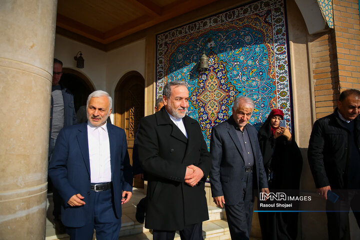 بازدید وزیر امور خارجه از مرکز همایش‌های بین‌المللی اصفهان