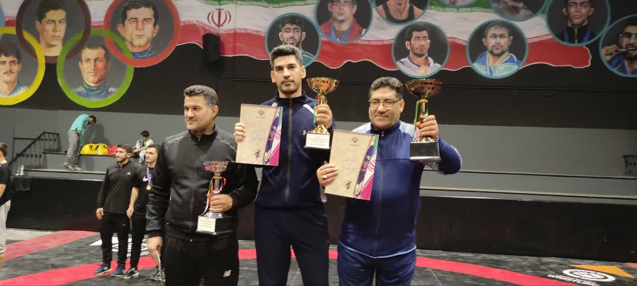 کسب مقام سوم دانشگاه امیرالمؤمنین (ع) در مسابقات کشتی قهرمانی نیروی زمینی سپاه