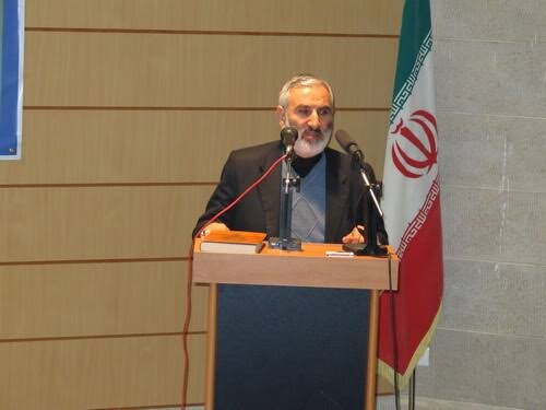 میان تیغ نظارت و سپر ثبات