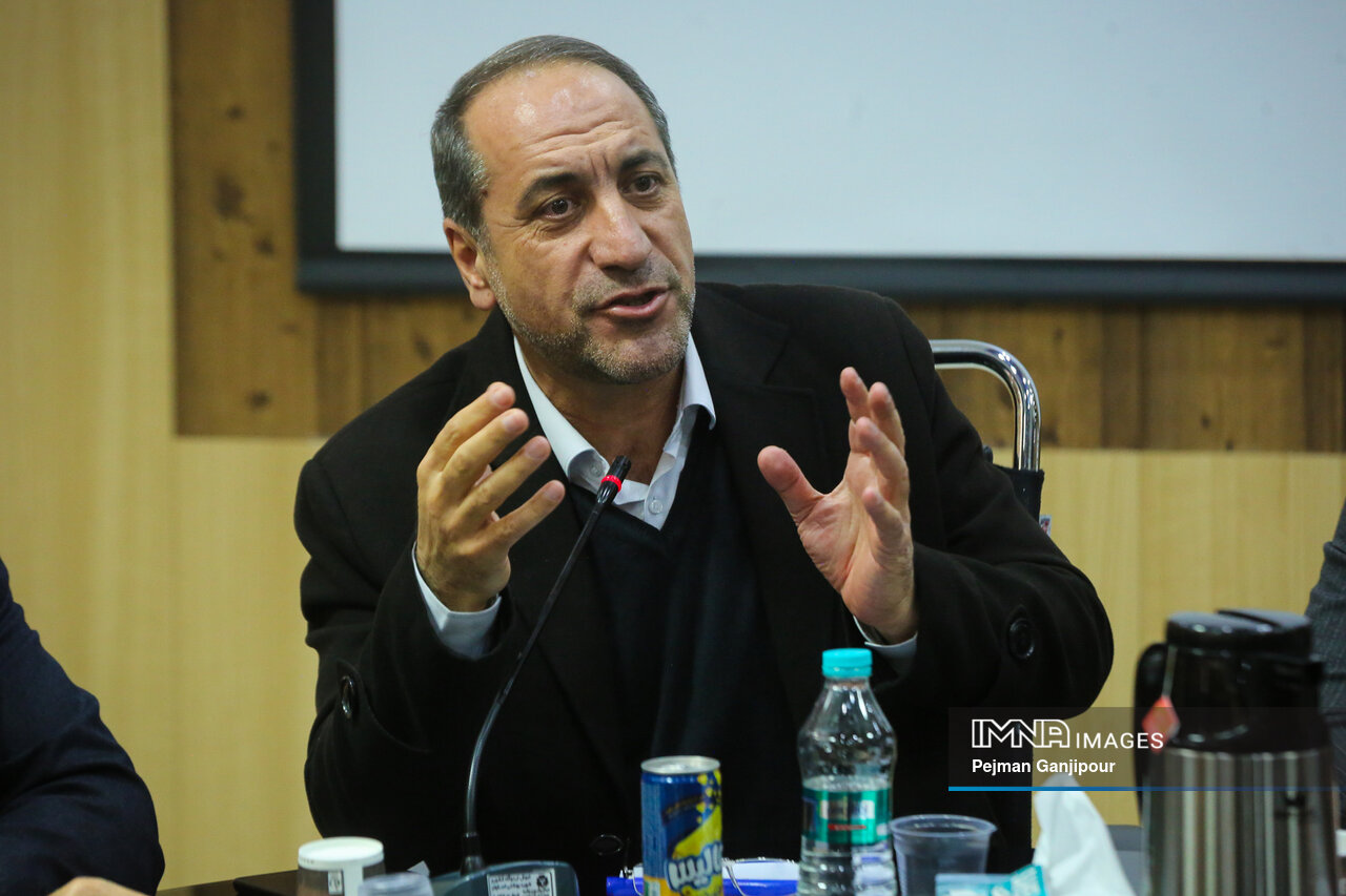 انتخابات آینده شوراها می‌تواند با حضور گسترده مردم، نهادهای شورایی را تقویت کند