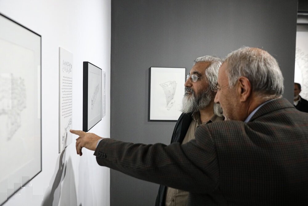 کاریکاتور باید زبان نقد مسئولان بیمسئولیت باشد