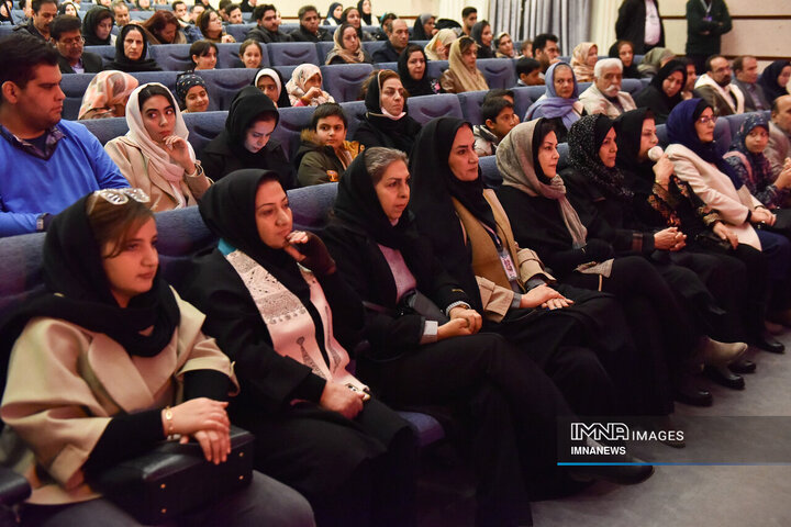 اختتامیه بیست‌و‌هفتمین جشنواره بین‌المللی قصه‌گویی