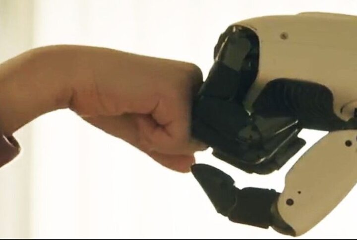 ال‌جی از ربات خانگی «CLOiD» رونمایی می‌کند