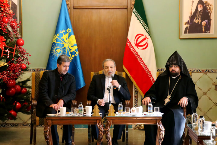 هم‌زیستی ارامنه و مسلمانان در ایران الگویی مثال‌زدنی است