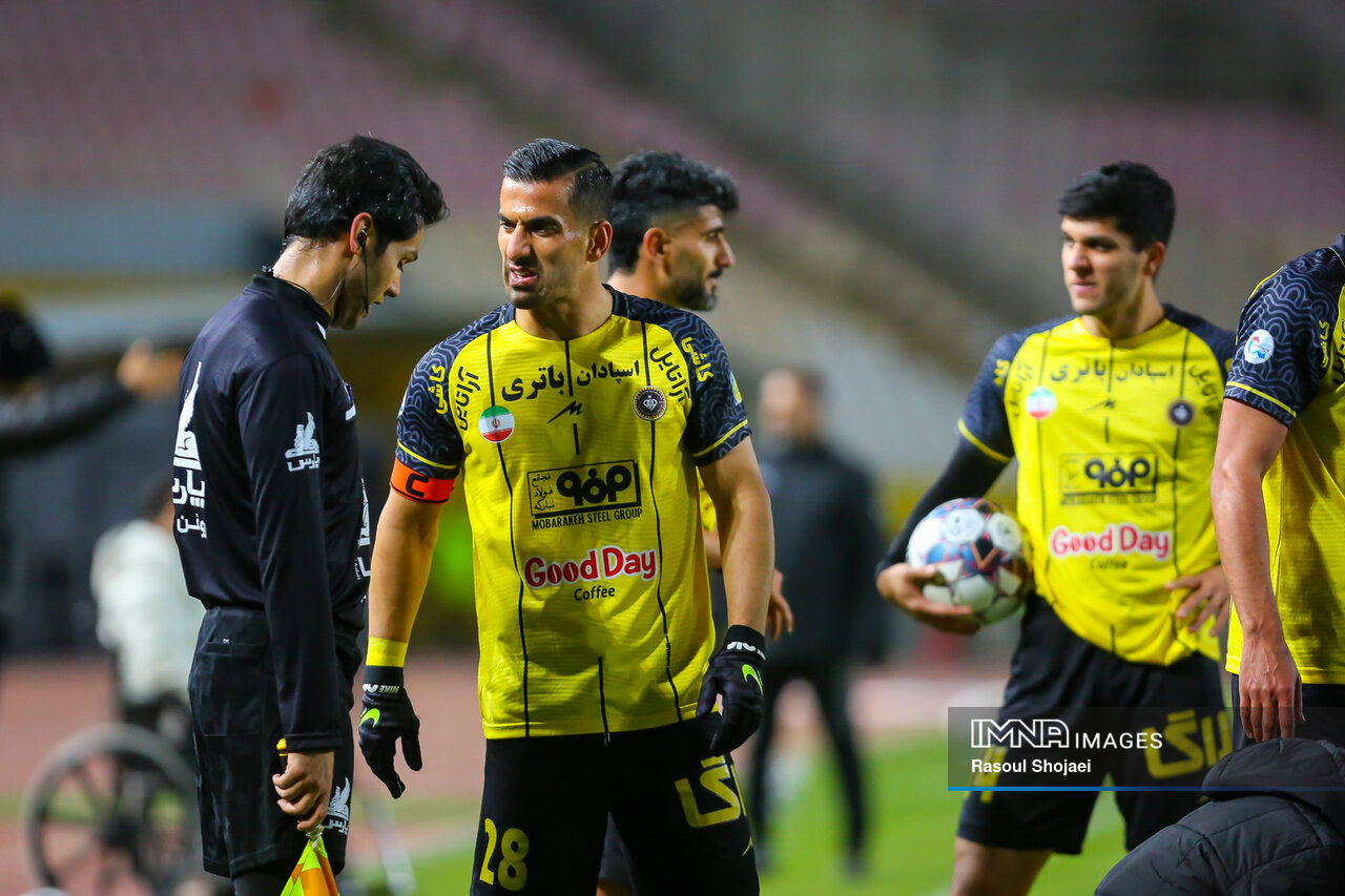 گذری بر قهرمان نیم فصل؛ سپاهان چگونه به شرایط آرمانی رسید؟