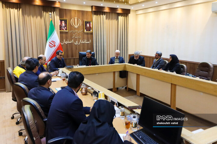 آیین امضای تفاهم‌نامه همکاری بین شرکت ملی پست، شهرداری و استانداری اصفهان