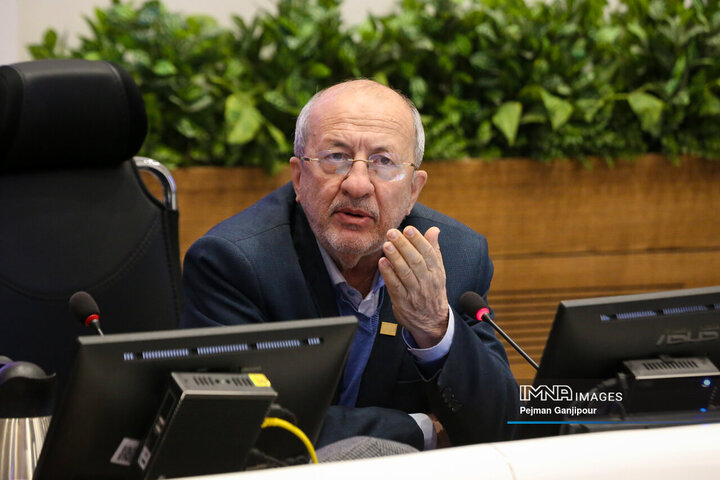 عباس حاج رسولی ها رئیس کمیسیون اقتصادی، سرمایه گذاری و گردشگری شورای اسلامی شهر