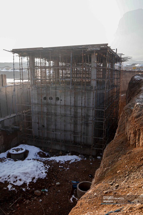 بازدید شهردار اصفهان از پروژه باغ مشاهیر