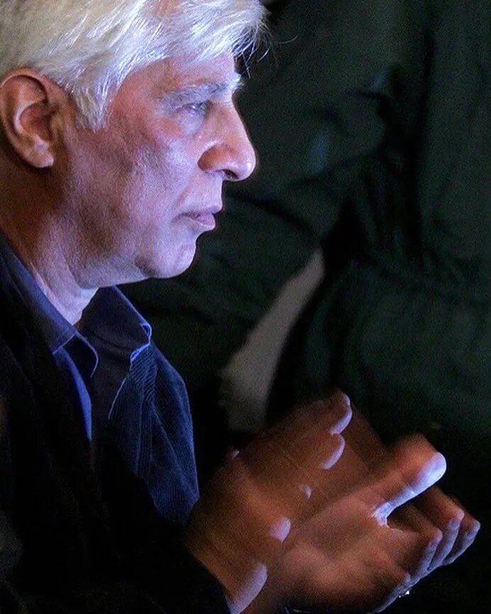 بهرام بیضایی کیست؟ پدر نمایش نوین ایران از تولد تا مرگ، تاریخچه، آثار و زندگینامه