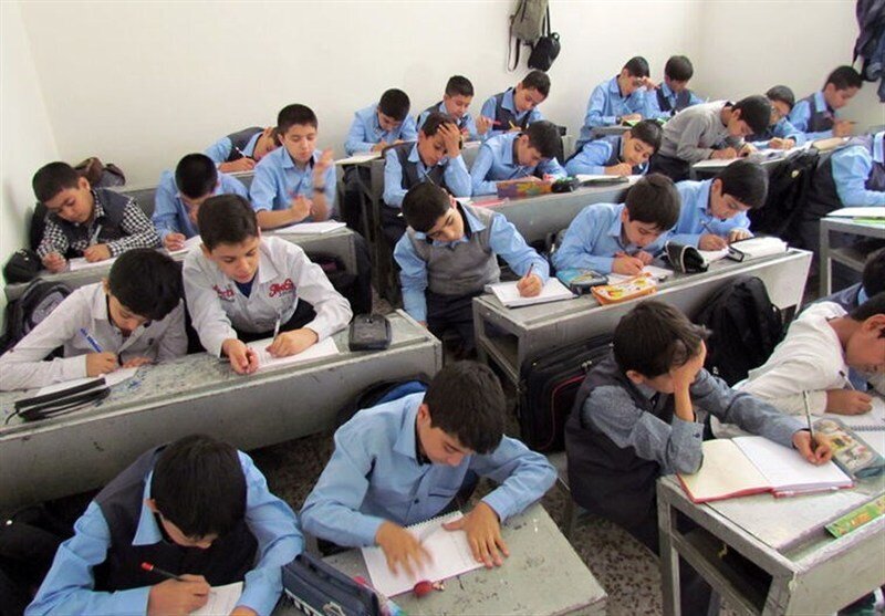 تلاقی نقش والدین و مدرسه در رشد اجتماعی و شخصیتی نسل فردا 