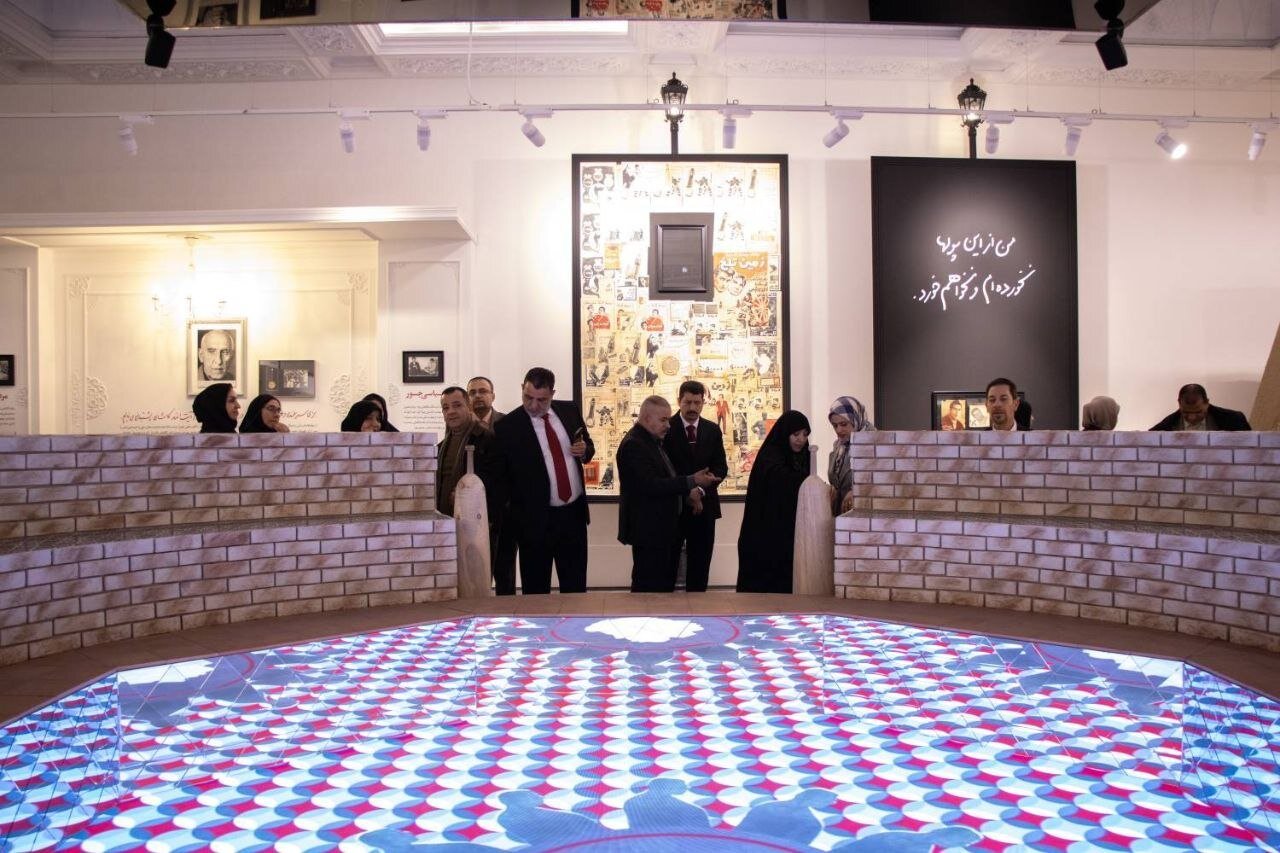 بازدید هیئت دانشگاه «الفرات الاوسط» عراق از کتابخانه و موزه ملی ملک