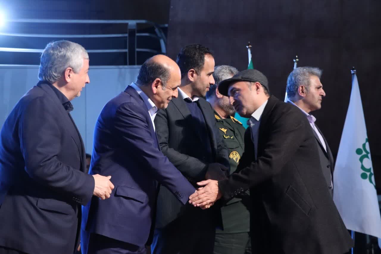 نقش رانندگان حملونقل عمومی در پویایی شهر غیرقابل انکار است