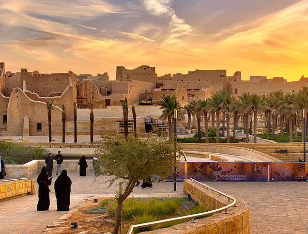 ضرورت بازآفرینی شهری در عصر بحران‌های زیست‌محیطی و اجتماعی