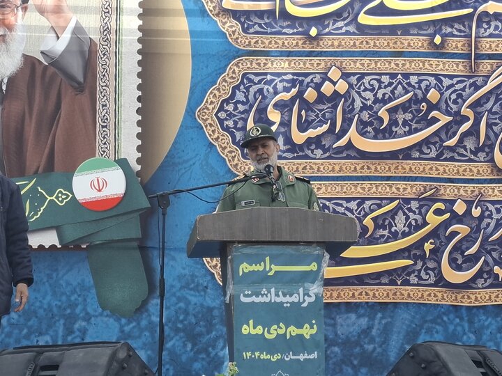 نهم دی یک حماسه است؛ همانگونه که فتح خرمشهر حماسه بود