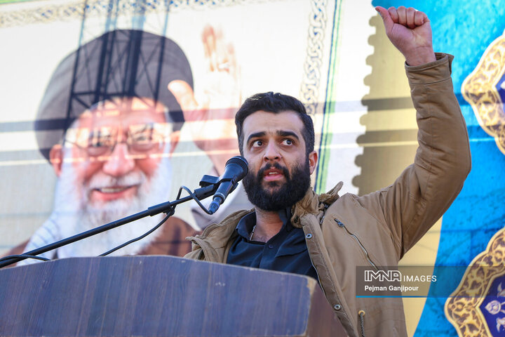 تجمع مردمی گرامیداشت حماسه 9 دی در اصفهان