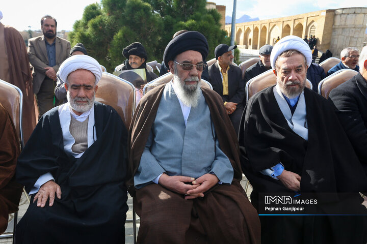 تجمع مردمی گرامیداشت حماسه 9 دی در اصفهان