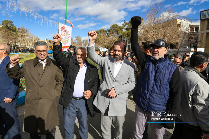 تجمع مردمی گرامیداشت حماسه 9 دی در اصفهان