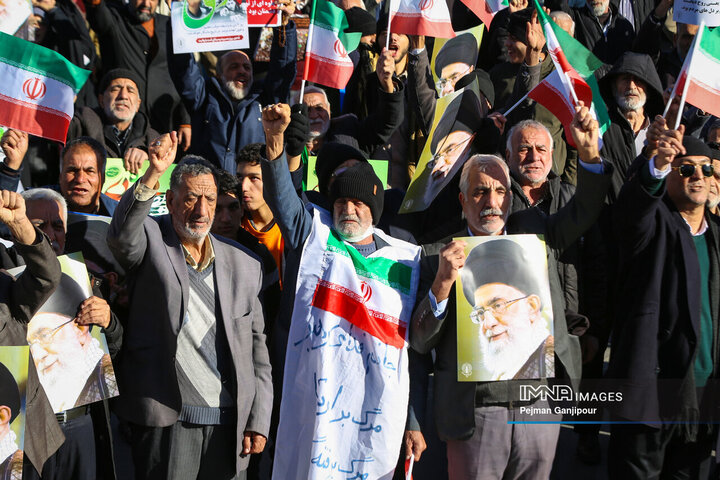 تجمع مردمی گرامیداشت حماسه 9 دی در اصفهان