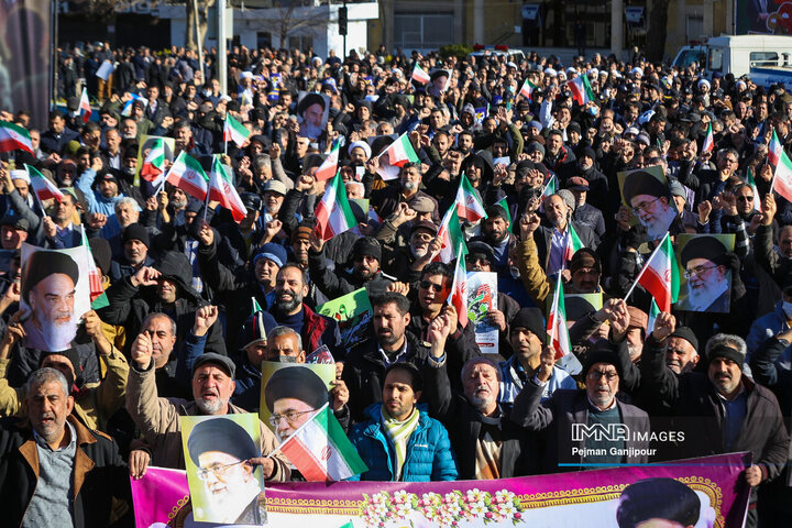 تجمع مردمی گرامیداشت حماسه 9 دی در اصفهان