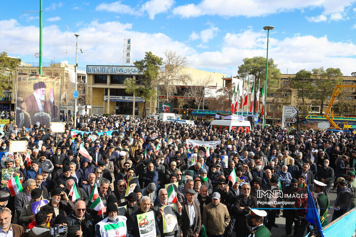 تجمع مردمی گرامیداشت حماسه 9 دی در اصفهان