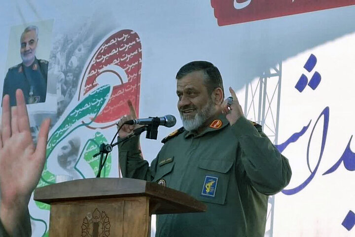 فرهنگ عاشورا و نصرت الهی رمز پیروزی و ماندگاری حماسه ۹ دی بود