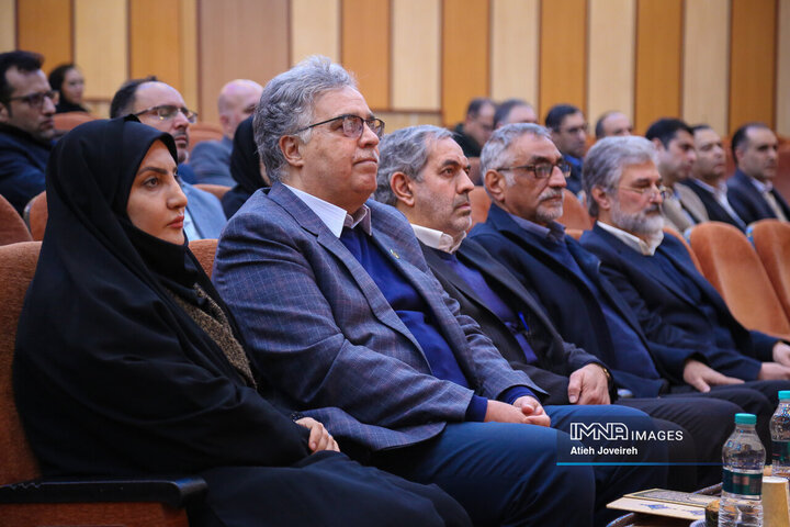 جشنواره تجلیل از پژوهشگران و فناوران برتر دانشگاه صنعتی اصفهان