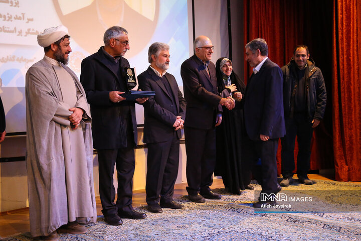 جشنواره تجلیل از پژوهشگران و فناوران برتر دانشگاه صنعتی اصفهان